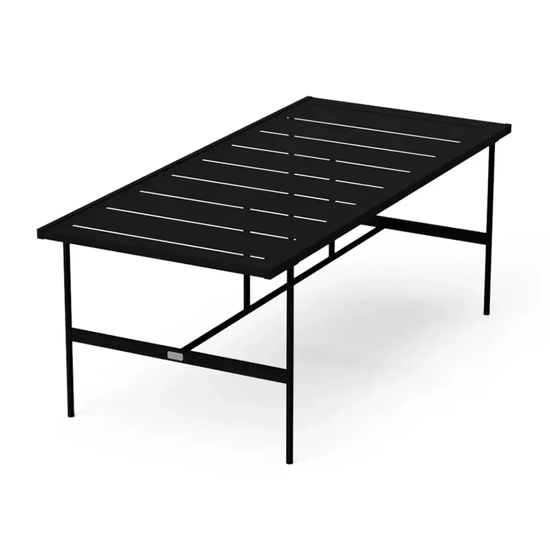 ໂຕະອາຫານສີ່ຫຼ່ຽມກາງແຈ້ງ